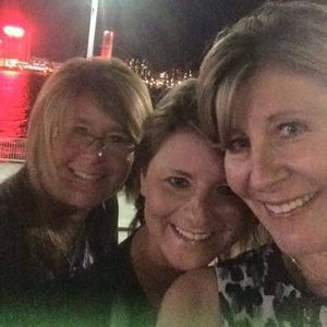 Meet your Posher, Corey